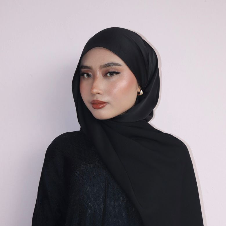 13 - EVELYN NUR QISTINA [ UTP ]